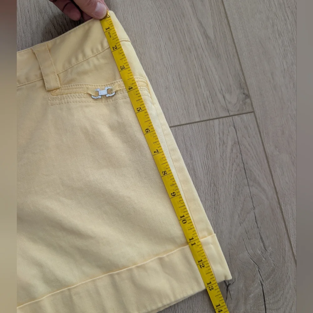 White House Black Market Pale Yellow Mid Rise Cotton Shorts